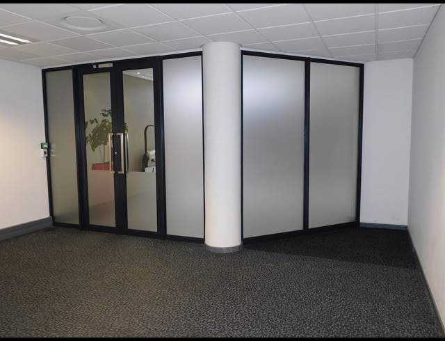 314M² OFFICE TO LET IN PARKTOWN